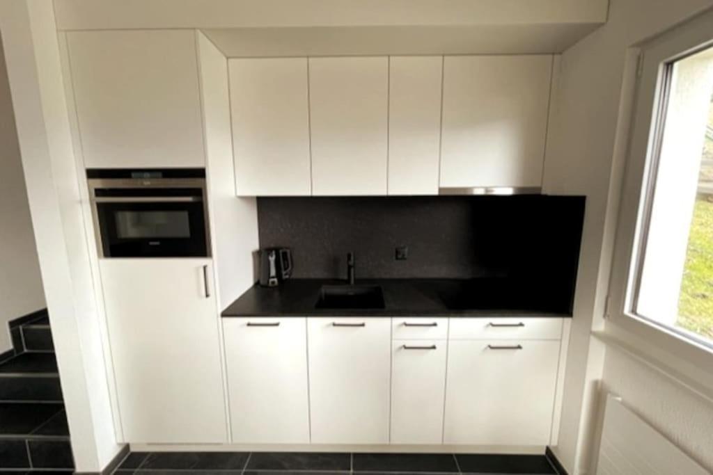 Wohnung Mit Fantastischer Aussicht Trin Kültér fotó