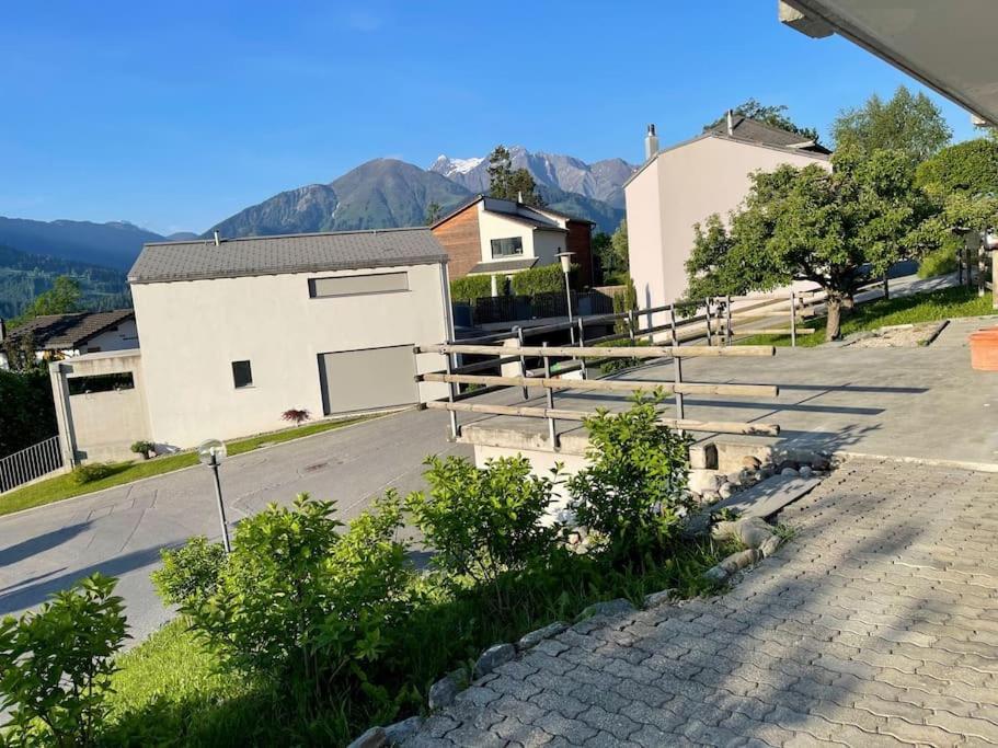 Wohnung Mit Fantastischer Aussicht Trin Kültér fotó